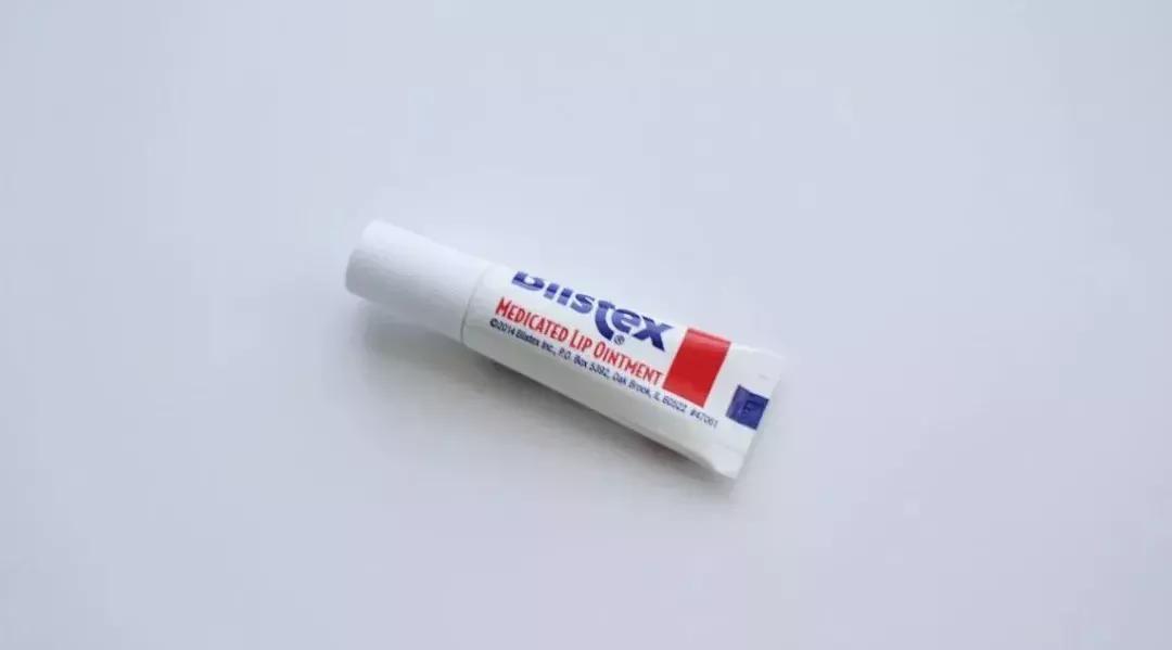 唇膏测评红黑榜唇炎,适合素颜的大牌口红唇膏推荐