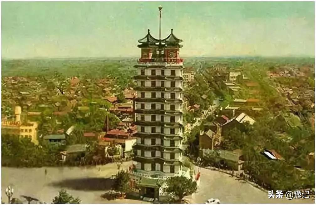 郑州十年的变化,郑州78岁老人为变年轻花30万