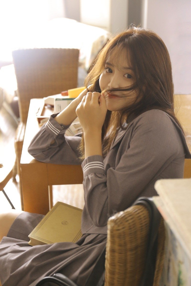 日本学生的游泳制服,00后日本高中制服