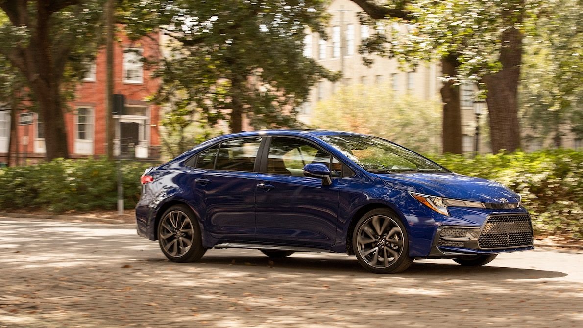 丰田卡罗拉双擎试驾感受,丰田卡罗拉试驾车内感受