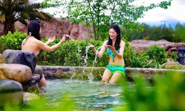 来就送​“温泉券”！连城天一温泉金秋博饼宴