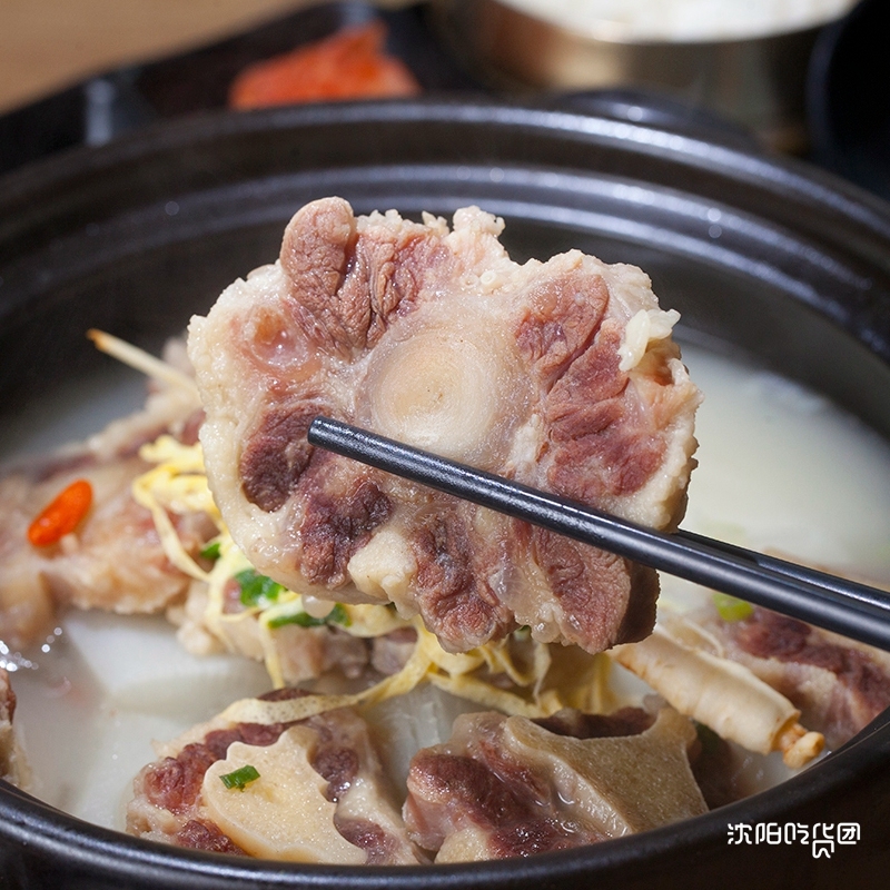 零宣传登小吃榜NO.1！这碗牛肉汤饭究竟神在哪？