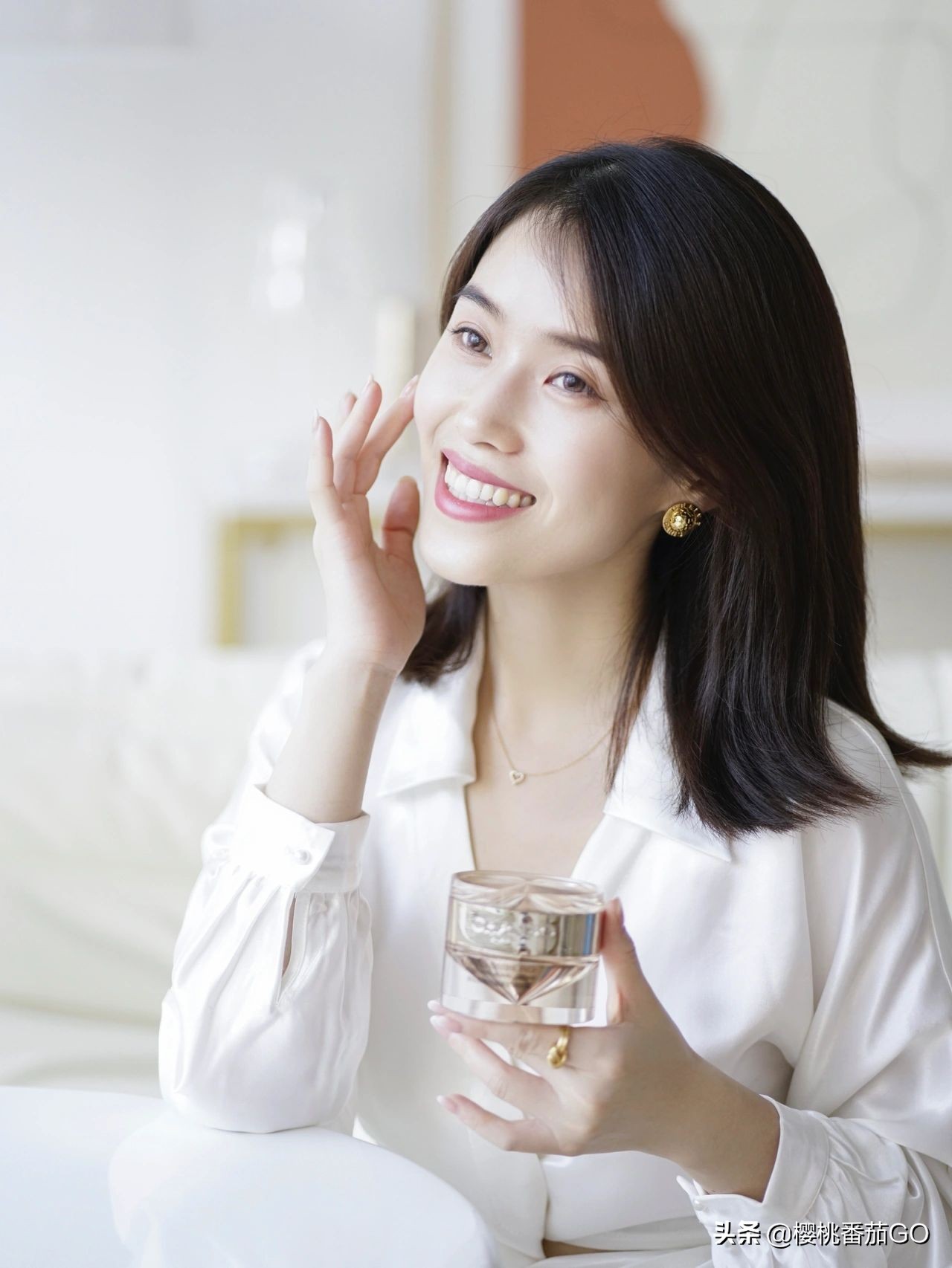 国货护肤暗沉肌肤的福音,国货之光保湿