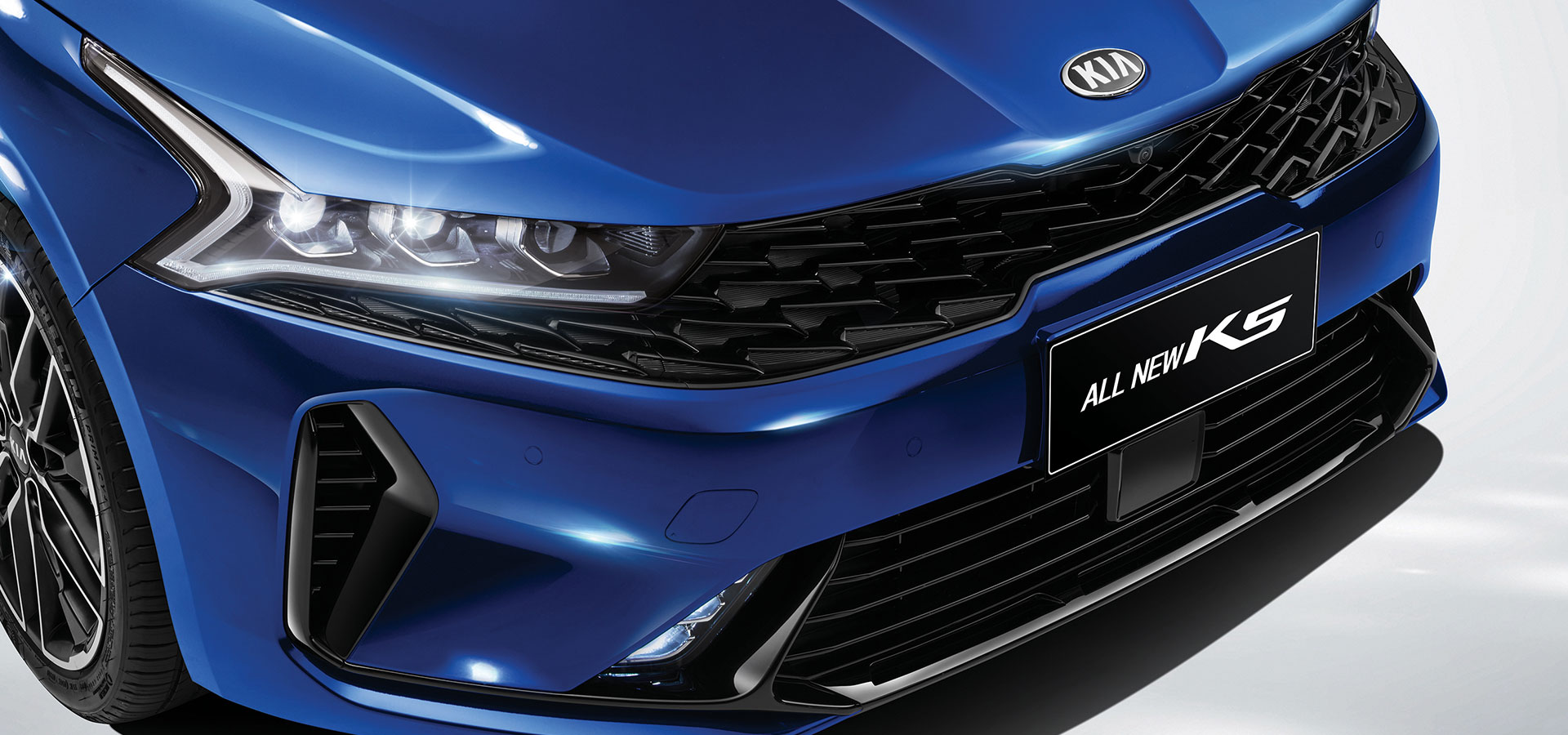 索纳塔混动跟起亚k5混动哪个好,迈锐宝xl起亚k5索纳塔怎么选