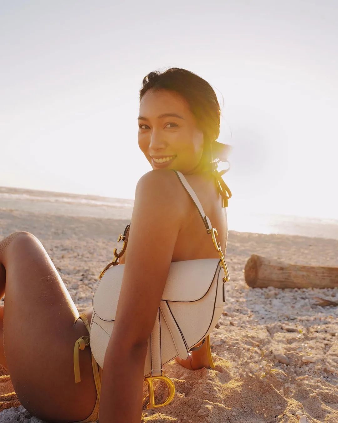 外形被嘲土气是个时尚绝缘体,被嘲笑又黑又丑韩国女星