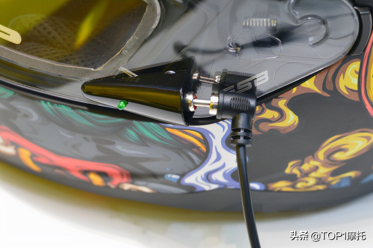 重庆摩博会丨GSB头盔探馆多款新品惊喜上市还有电加热镜片