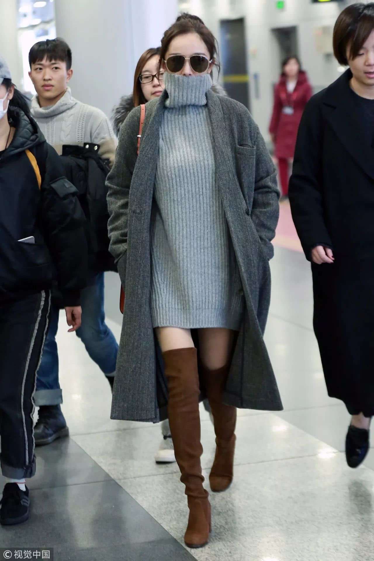 过膝长靴显瘦不掉筒推荐小个子,秋冬新款过膝长靴时尚又好看