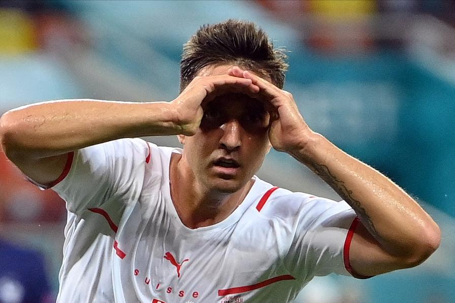 法国欧洲杯爆冷出局背后的故事,法国世界杯内讧小组出局