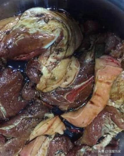 腌腊肉时抹白酒腌出有酒酸味,腌制腊肉错把醋当酱油放了怎么办