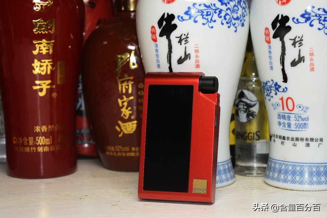 小巧精悍,三体合一的HIFIMANR2R2000红色太子*放播**器体验点评