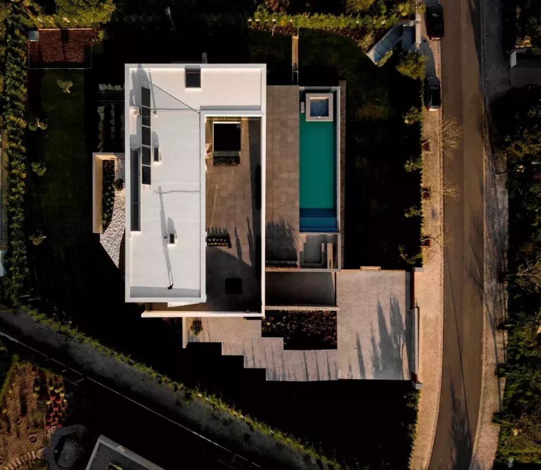 简单却又让人眼前一亮的装修,简洁的白色不简单的高级感