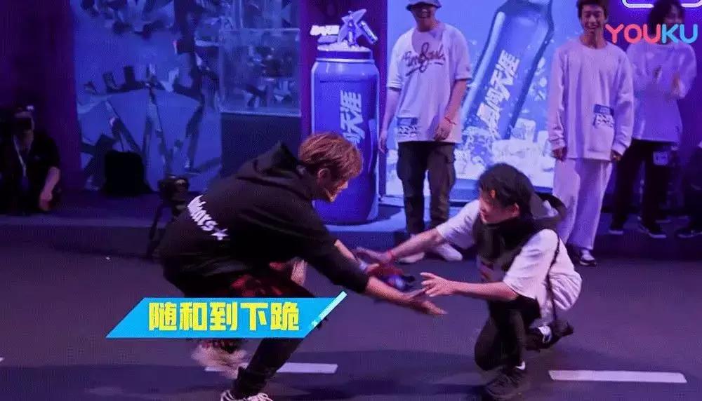 易烊千玺被低估，罗志祥黑暗十年：坚持，比努力更可怕