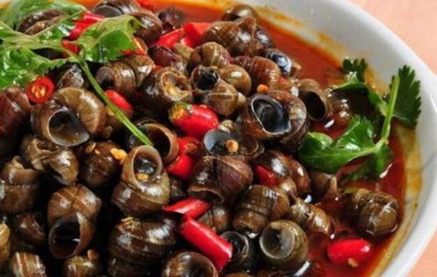 目前摆地摊小吃哪一种最好的,5种摆摊就赚钱的地摊小吃