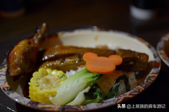 上海迪士尼自驾停车攻略,上海迪士尼快速通行证攻略