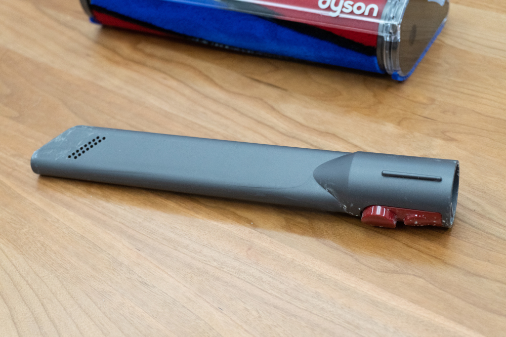 戴森v11吸尘器能吸多大颗粒,原装戴森v11吸尘器吸头介绍