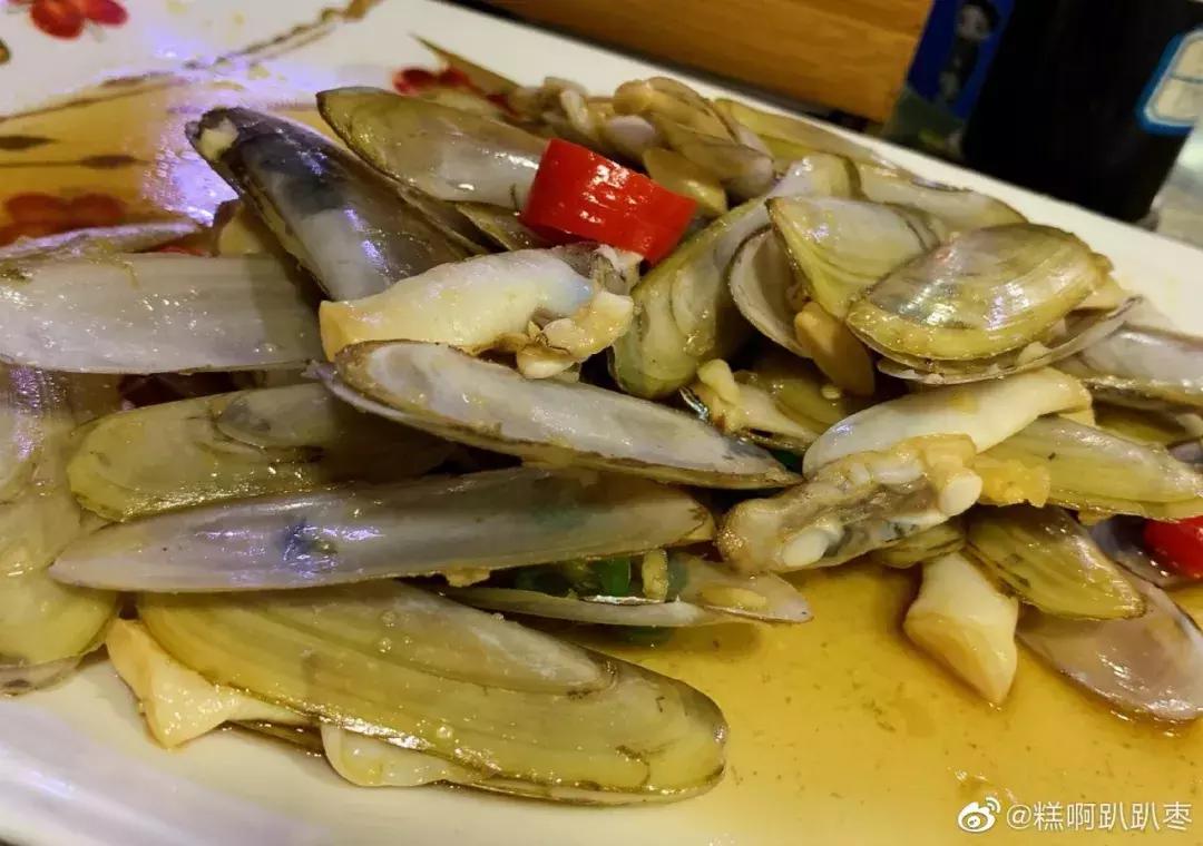 这么一片五彩滩涂奇幻仙境，超惊艳！在福建，厦门动车可以直达