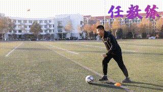 足球运球绕杆教学及训练方法,足球绕杆中考标准动作视频示范