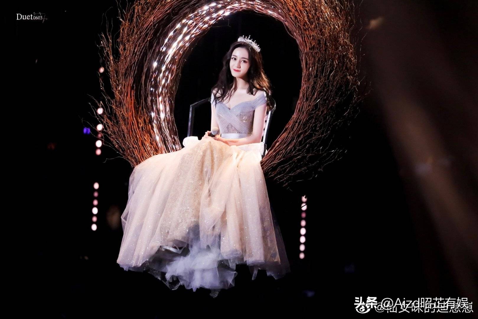 快手晚会：迪丽热巴郑爽甜美公主风、许魏洲黄子韬帅气酷炫