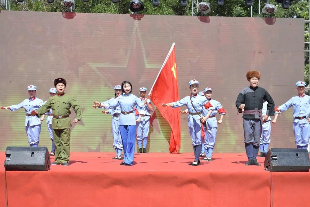 奋斗百年路启航新征程—庆祝中国*产党共**成立100周年文体展演