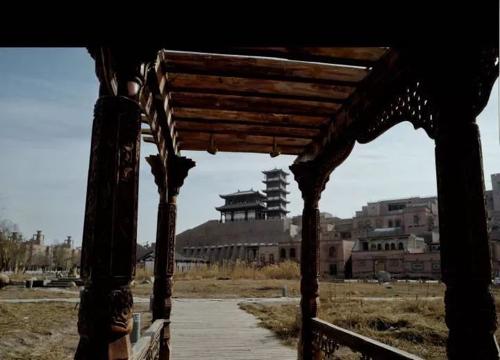 三山夹两盆指哪些山脉和盆地,三山夹两盆是哪几个山脉