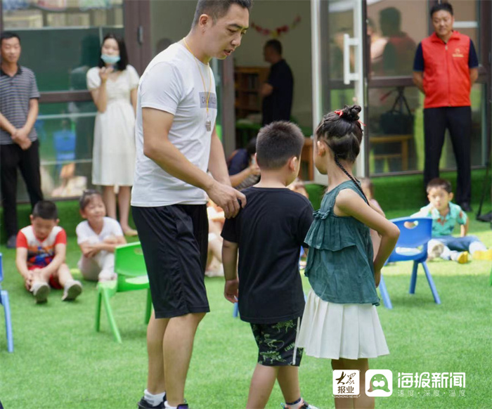 解决看护难、画出同心圆历城区“快乐学堂”开出“幸福花