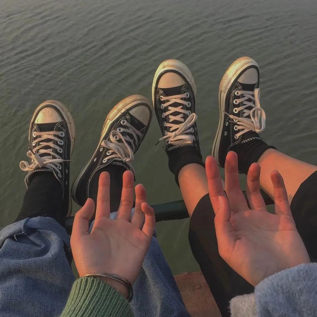 朋友圈背景图有病,朋友圈背景图包