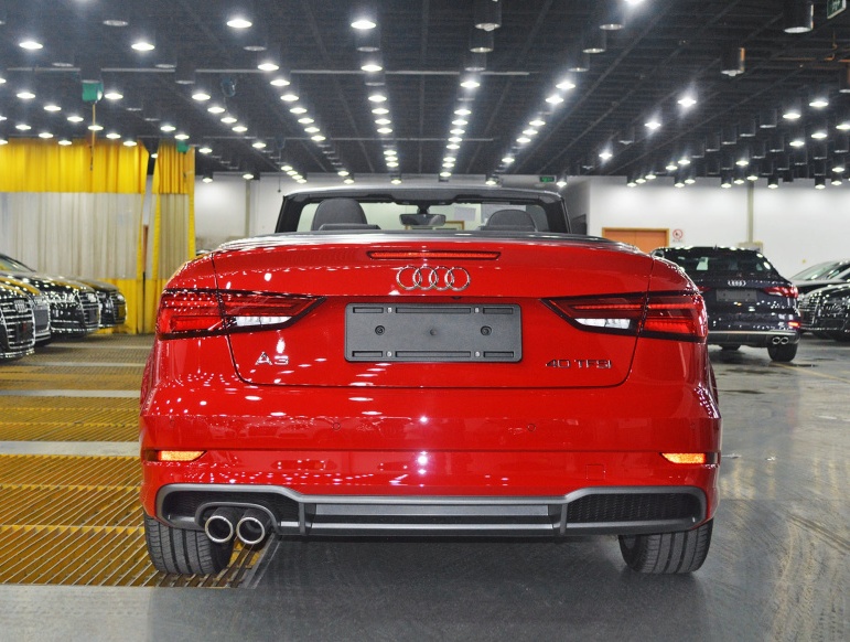 奥迪a3软顶敞篷落地价,奥迪a3敞篷和宝马2系敞篷怎么选