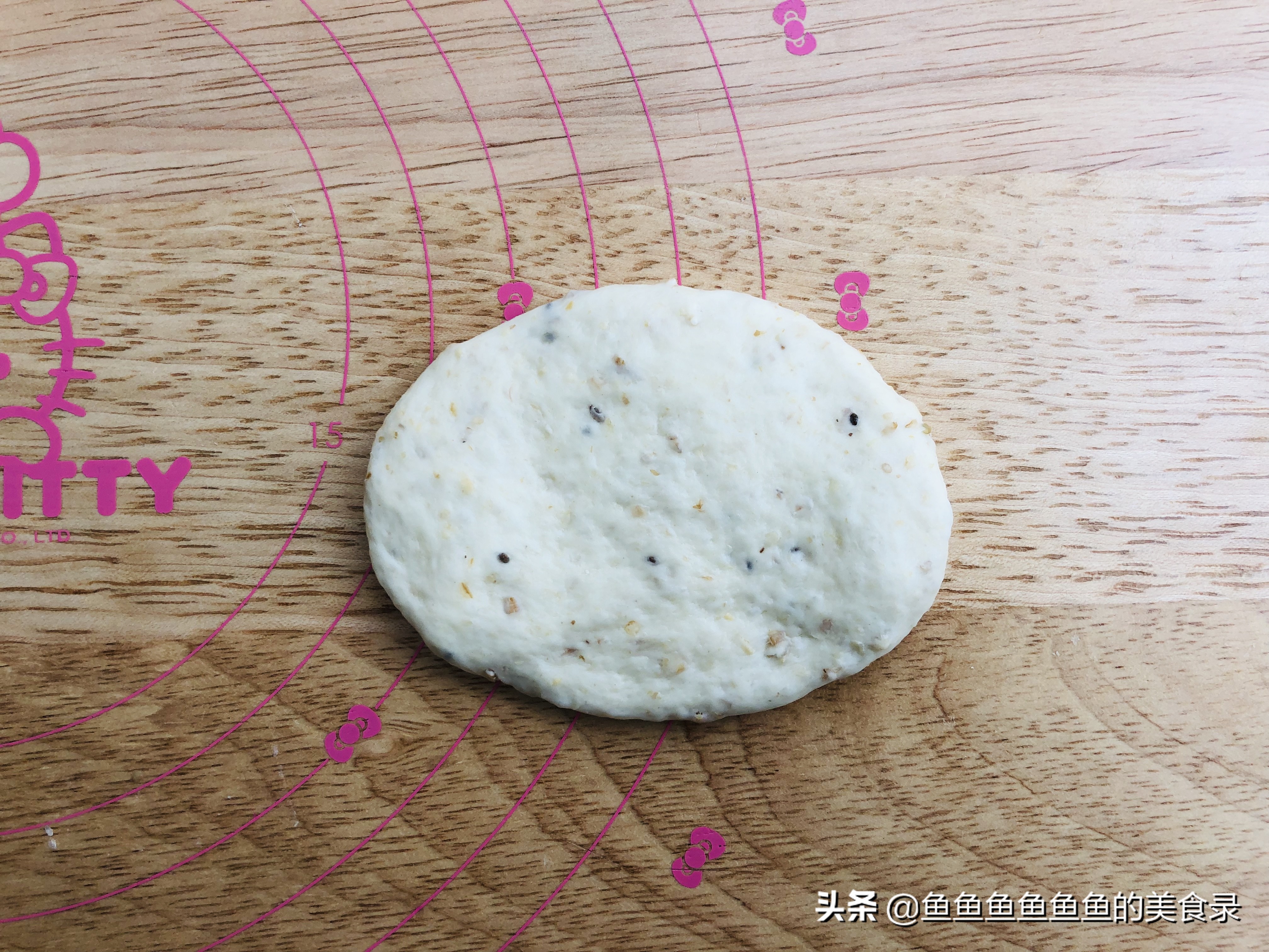 用烤箱烤面包揉面,不用揉面烤箱烤面包最简单做法