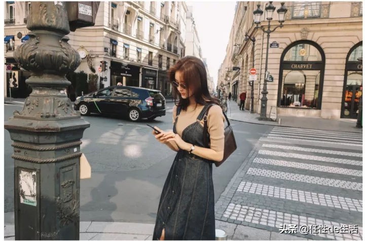 韩国女星上节目穿什么衣服,韩国女明星衣服有多敢穿