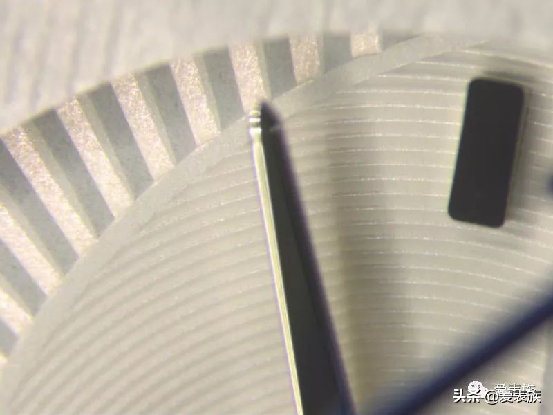 二十万内盘面最强?显微镜实拍GrandSeiko雪花面