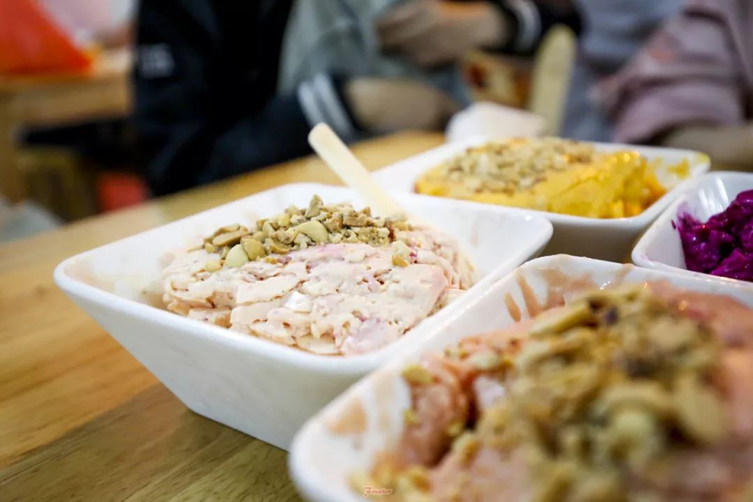 我们跟着本地人吃完这十家店，做了一份最靠谱的三亚美食线路