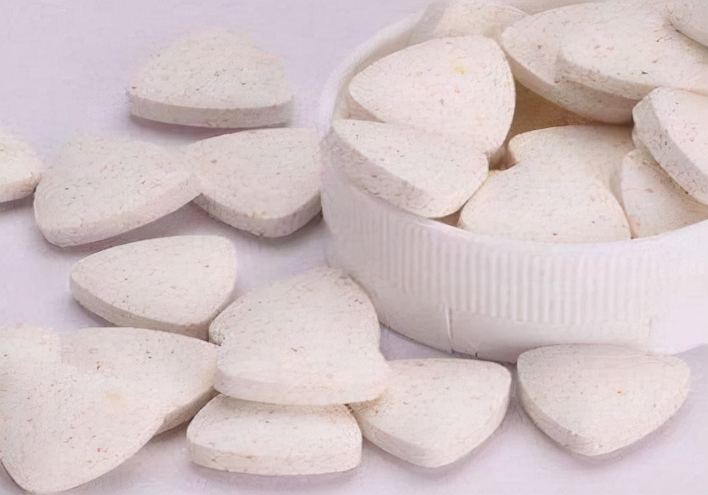 为什么狗狗吐完就食欲大增,狗狗呕吐后怎么进食