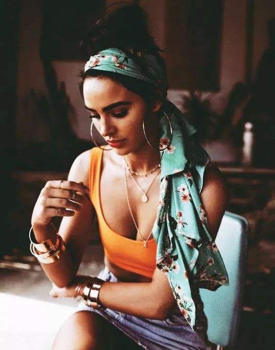 丝巾对于女性的重要,丝巾对于空姐意味着什么你知道吗