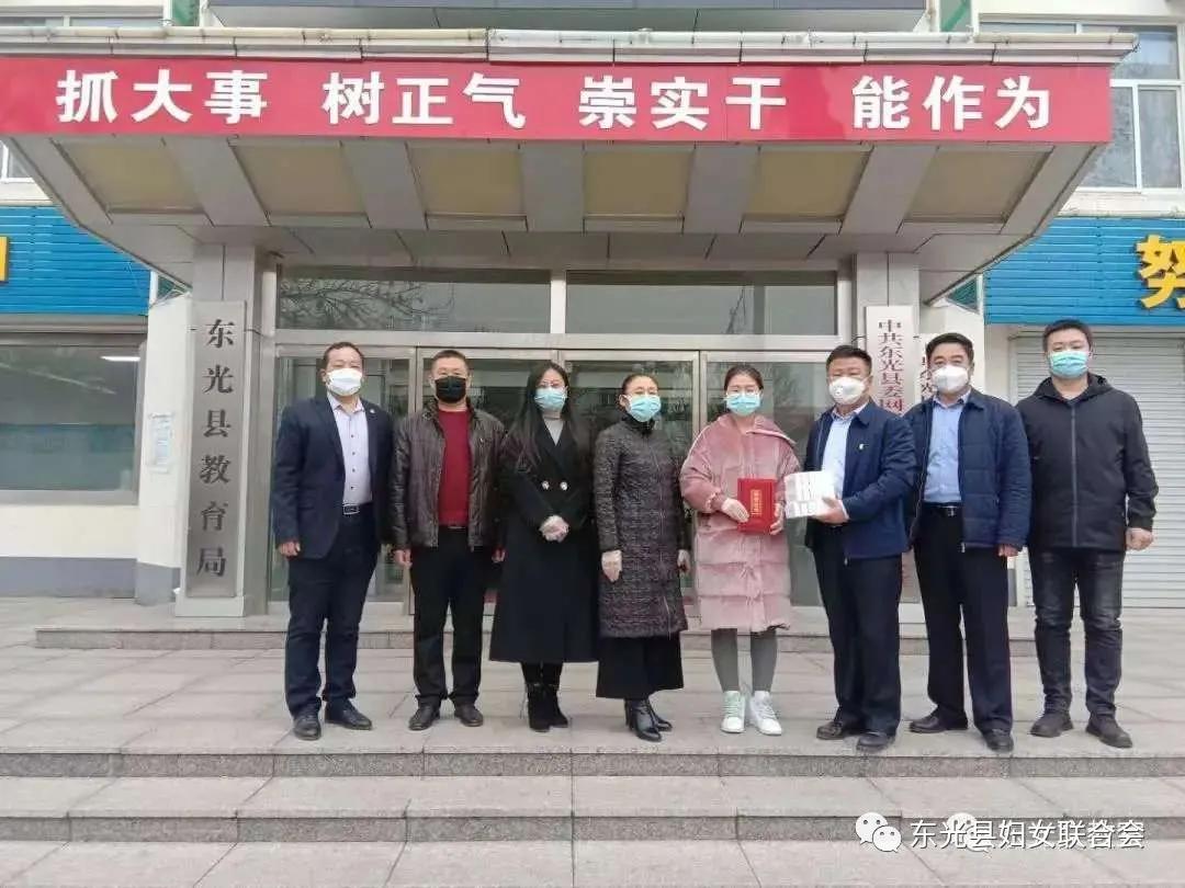 抗疫三八红旗手先进典型,抗疫一线共产党员英雄事迹简介