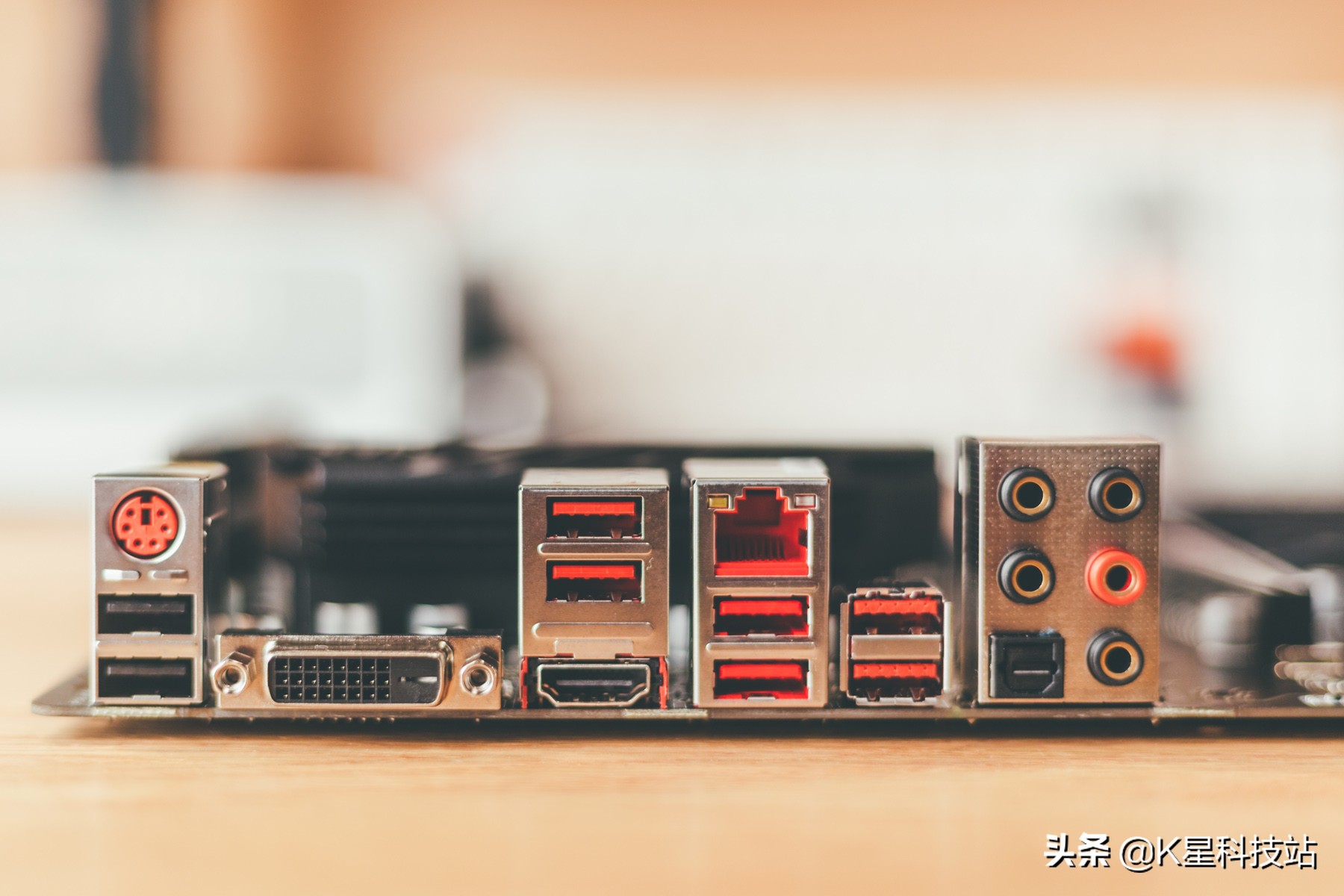 标准ATX剪辑生产力，性价比这么来，3700X水冷主机搭建体验