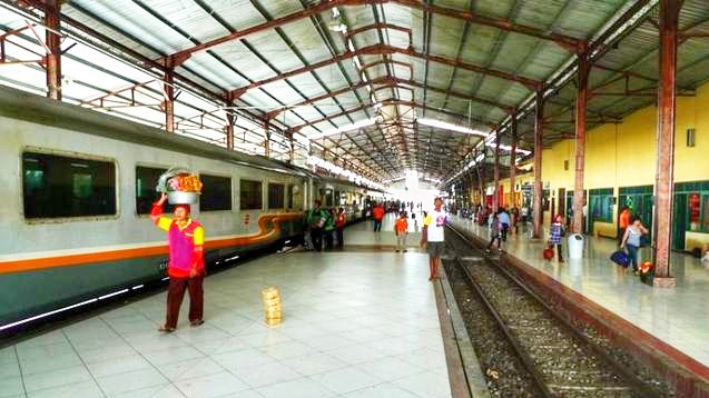 印尼豪华列车,印尼豪华铁路客车