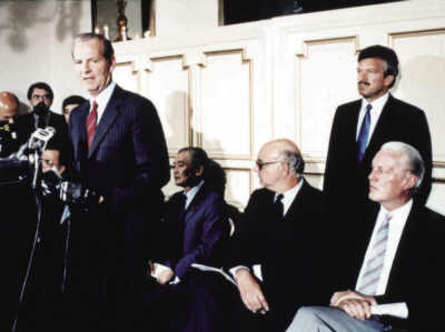 日本1990年经济泡沫崩溃的原因,80年代日本经济泡沫到什么程度