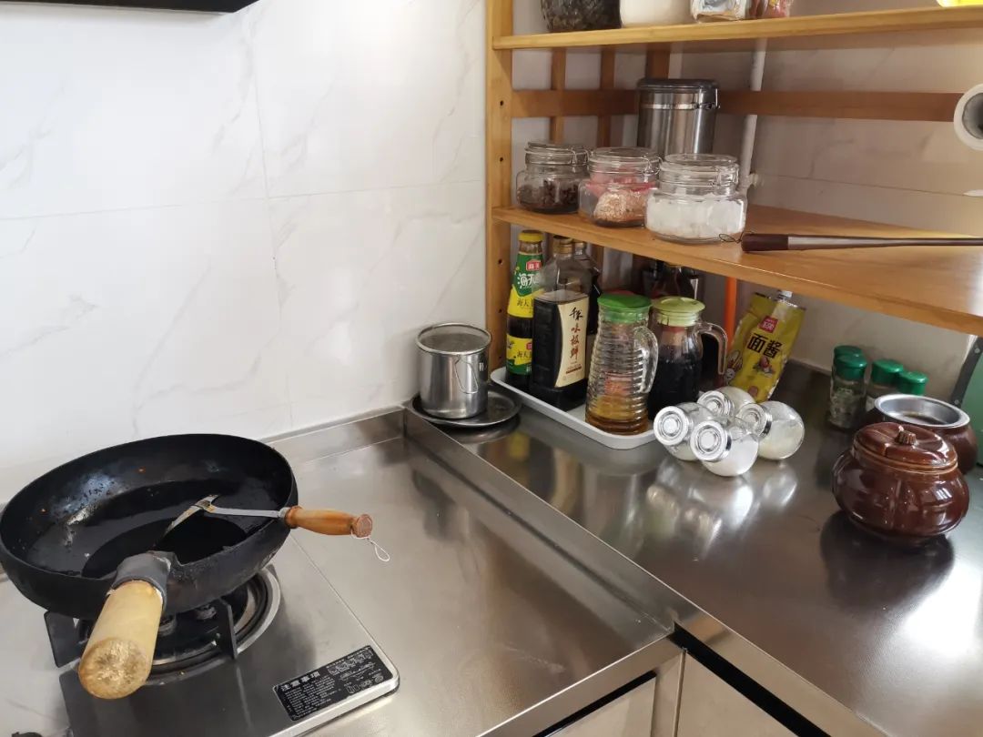 老破小厨房改造翻新方案,100元小户型厨房改造
