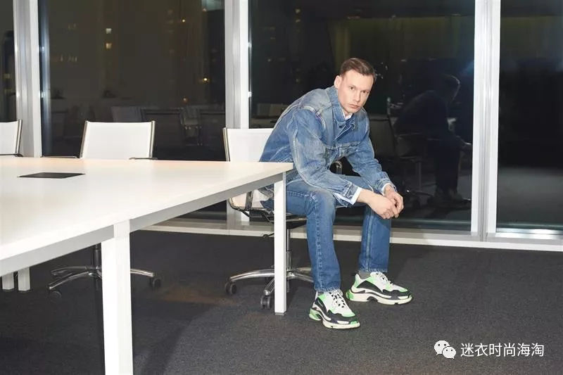 balenciaga上衣巴黎世家,balenciaga高定衣服