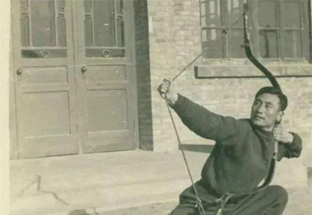 涓婃捣鐖峰彅鐓х墖,涓婃捣鐖峰彅棣勯エ