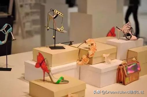 life全球闪购,逛遍全球高端时尚买手店