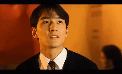 丧女失爱，辟谣无用，绝世美强惨基努·里维斯，放飞多年再遇真爱