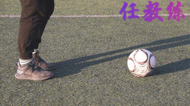 足球绕杆中考标准动作视频示范,体育中考足球绕杆周训练计划