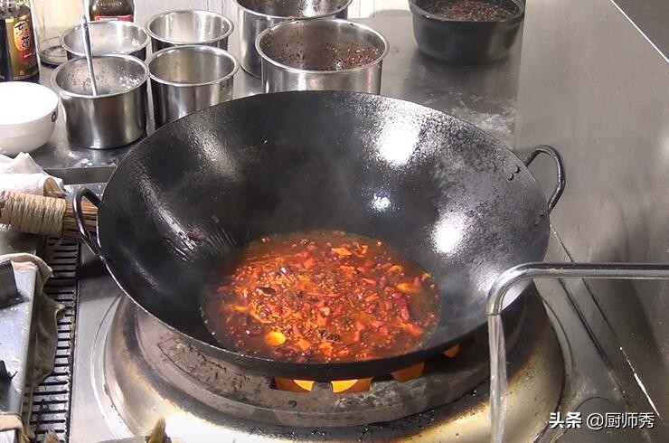 香辣泥鳅去内脏做法湘菜,香辣泥鳅里面的香料放什么