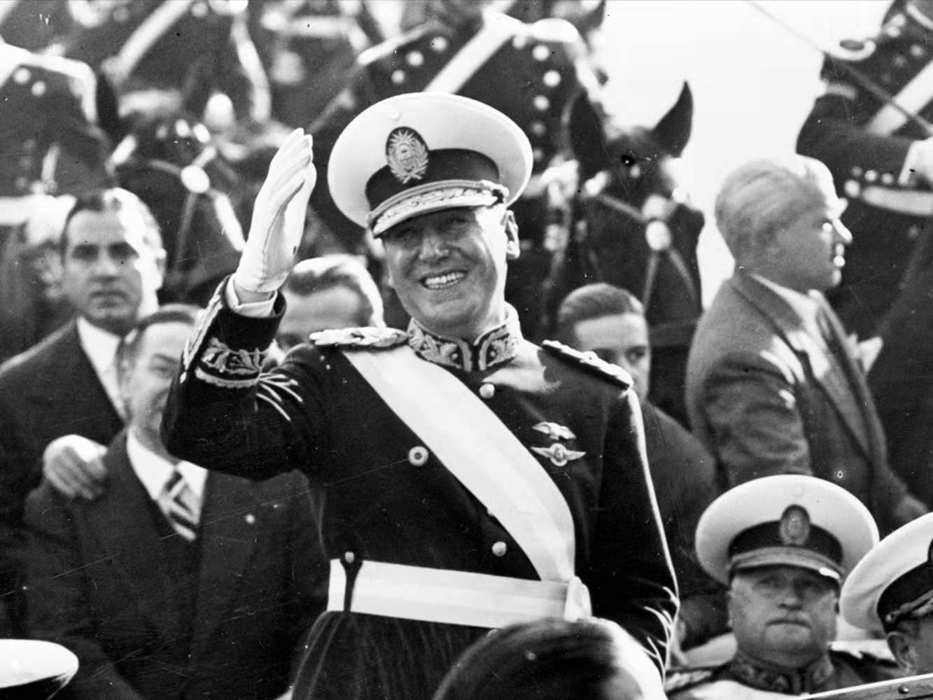 马拉多纳共产主义,马拉多纳人物故事