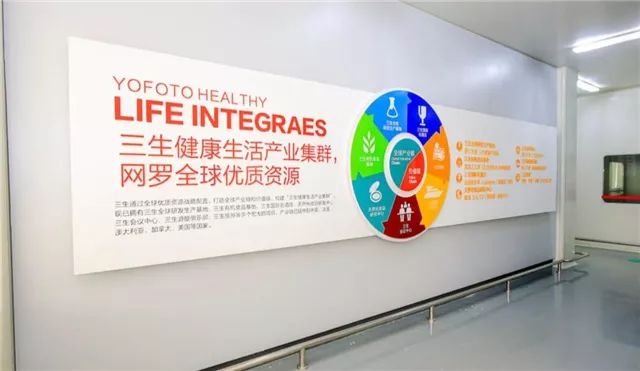 你用1700买了衣服，你用1700吃喝了;我用1700加入云