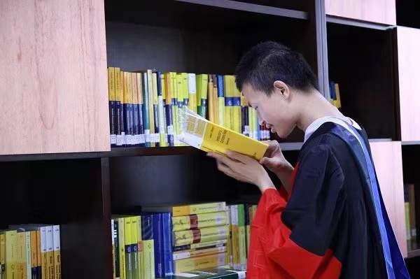 你说天资平常的普通孩子,就无法进入清华北大吗?韦神启示录之三