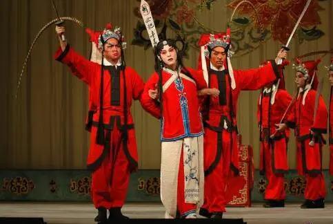 窦娥临死前发下三桩毒誓,除了六月飞雪,另外两桩毒誓是啥?