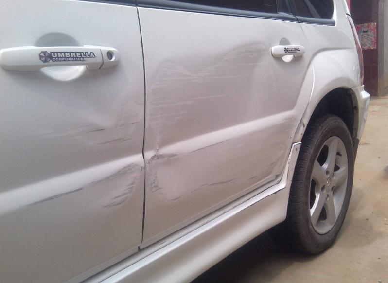 汽车有小刮痕怎么修复,汽车有了小划痕教你如何自己修复