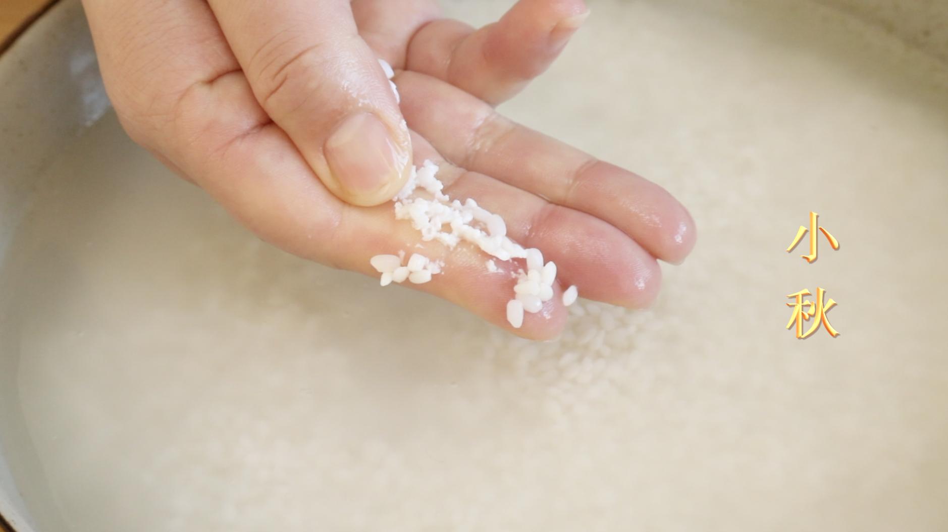 家里剩些饺子皮可以做什么美食呢,吃剩的饺子皮这样做很好吃哦